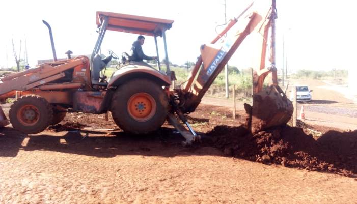 Rio Bonito - Sanepar e Prefeitura está instalando a ligação de água no Sol Nascente